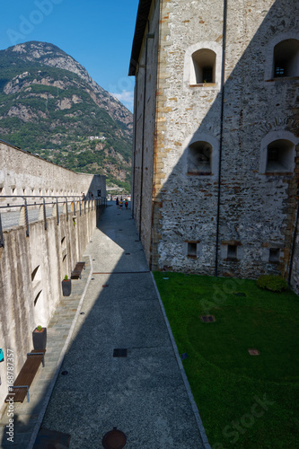 Photo Fort Bard, Valle d'Aosta, Italy - August 18, 2017: Historic military construction defence Fort Bard
