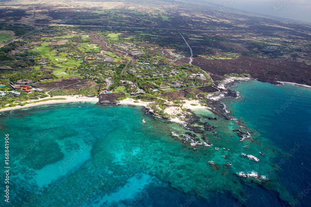 Luftaufnahme der Kukio Bay an der Westküste von Big Island, Hawaii, USA.