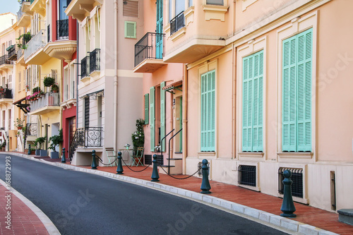 Fototapeta Naklejka Na Ścianę i Meble -  Houses along the street in Monaco-Ville, Monaco