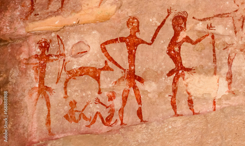 Fotografi Prehistoric cave paintings over 4000 years Khao Chan Ngam, Nakhon Ratchasima
