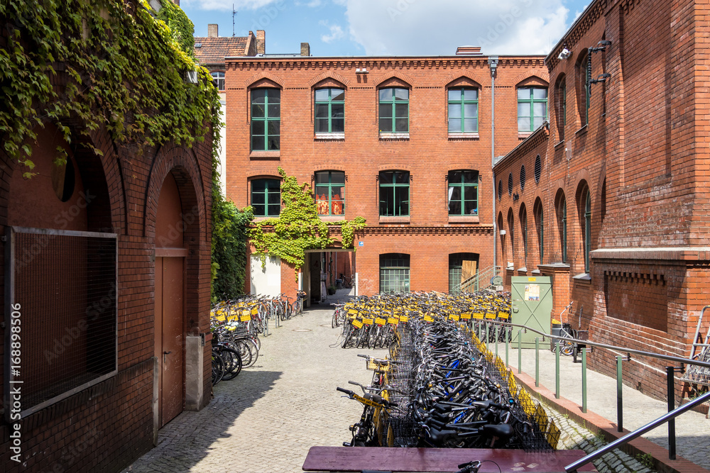 Obraz premium Berlin - Prenzlauer Berg - Kulturbrauerei