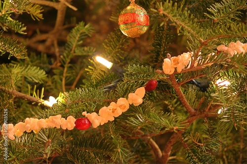 Christmas Popcorn Garland.