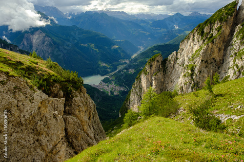 Blick ins Tal, Dolomiten Höhenweg 1, Alta via 1, Italien