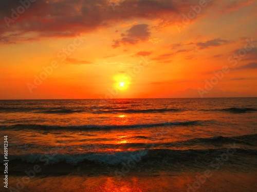Sonnenuntergang am Strand von Lombock