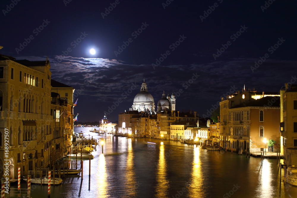 Fototapeta premium venice grand canal night
