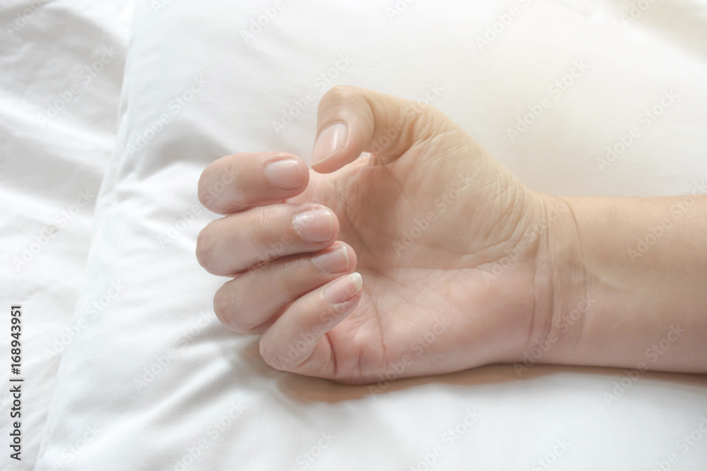 Hands and nails lacking care Hands and nails lacking care