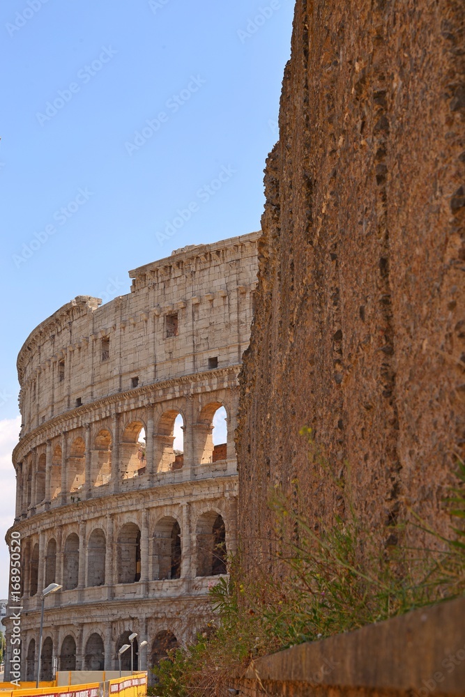 the Roman Colosseum ( Coliseum Colosseo ), ROME ITALY