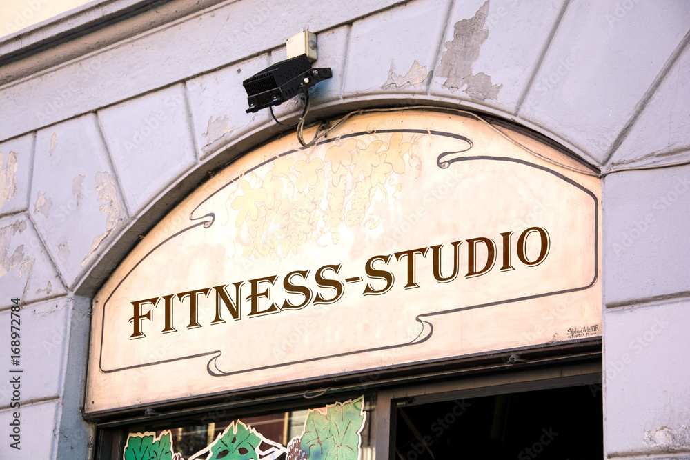 Schild 214 - Fitness-Studio