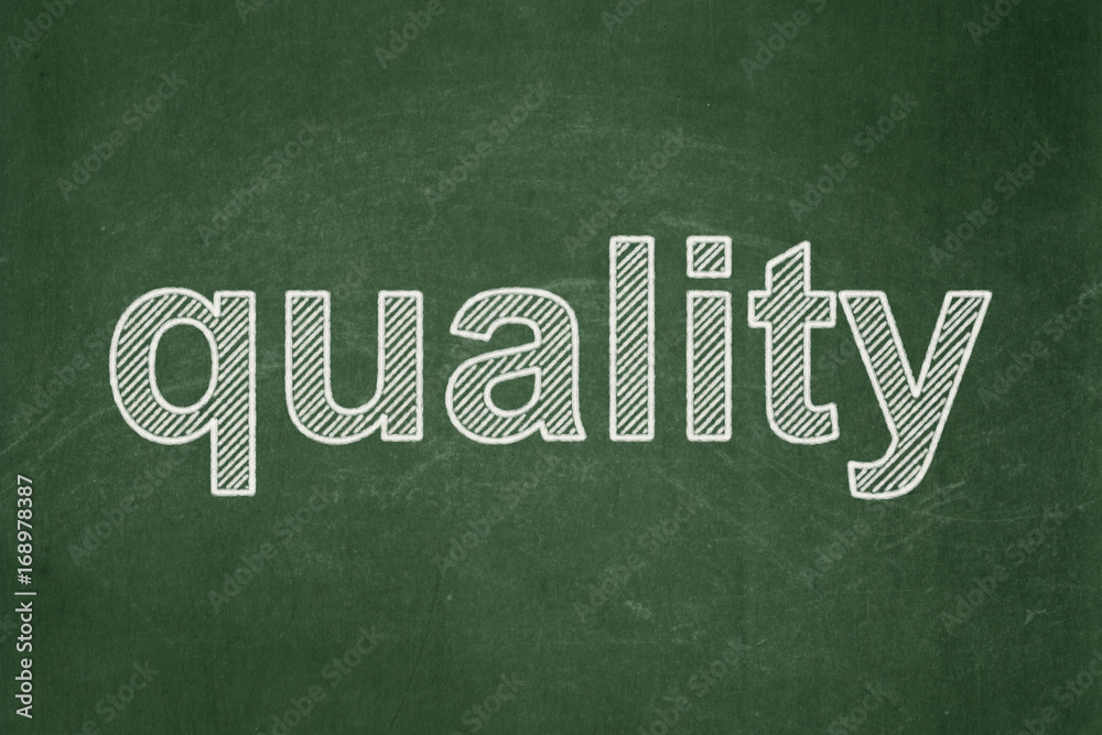 Obraz premium Marketing concept: Quality on chalkboard background