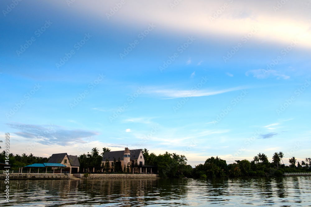 Fototapeta premium blue sky river lake mountain wildlife kanchanaburi thailand