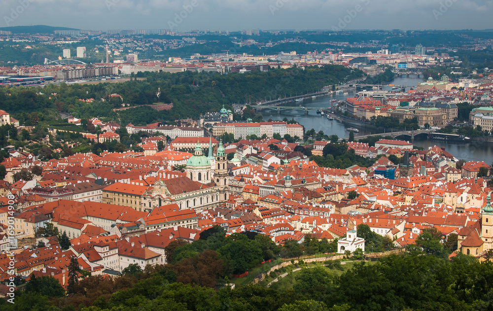 Veduta aerea di Praga in Boemia