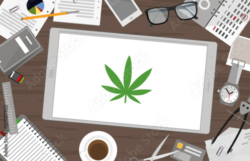 Schreibtisch mit Tablet - Marihuana