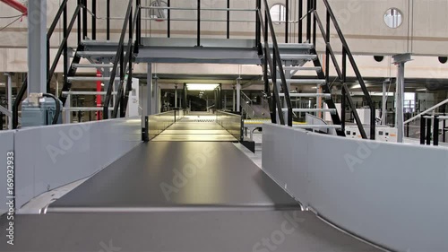 A combination of belt and roller conveyors