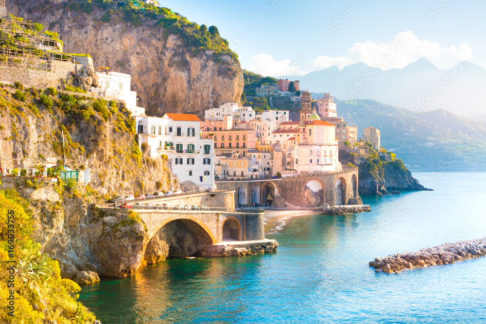 Morning view of Amalfi cityscape on coast line of mediterranean sea, Italy
 - obrazy, fototapety, plakaty 