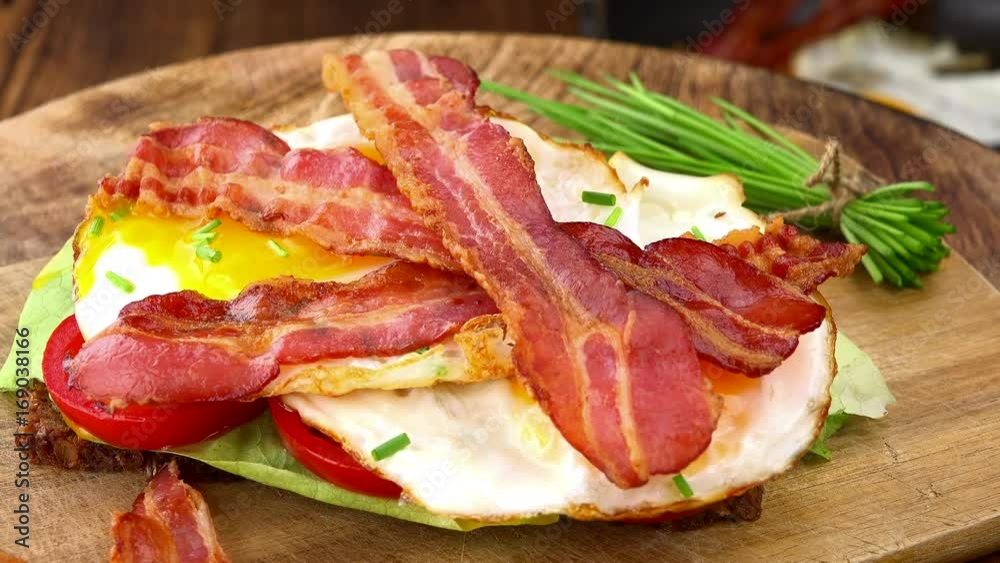Fried Eggs with Bacon (not loopable; 4K) Fried Eggs with Bacon (not loopable; 4K)