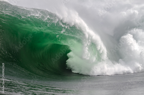 Big Tasmanian Surf