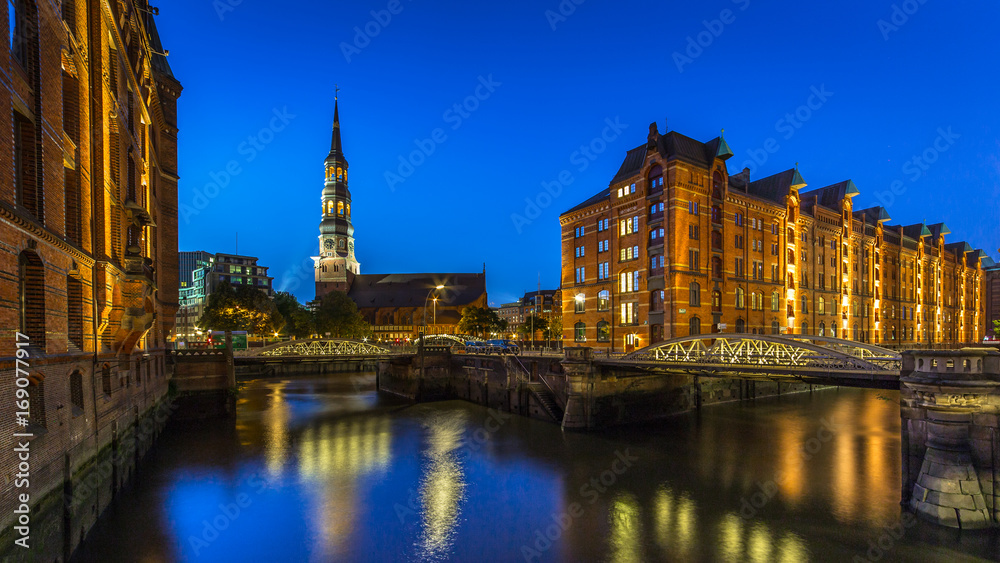 Fototapeta premium Hamburg - Germany