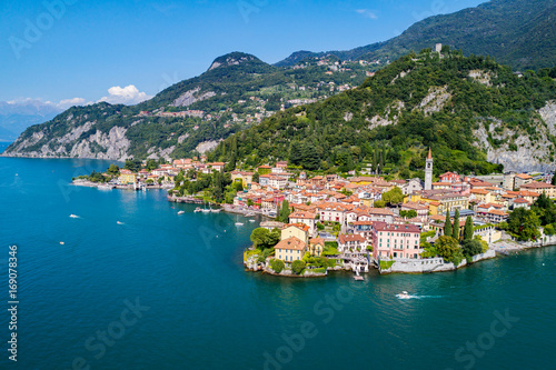 Varenna - Lago di Como  IT  - Vista aerea del borgo e del Castello di Vezio