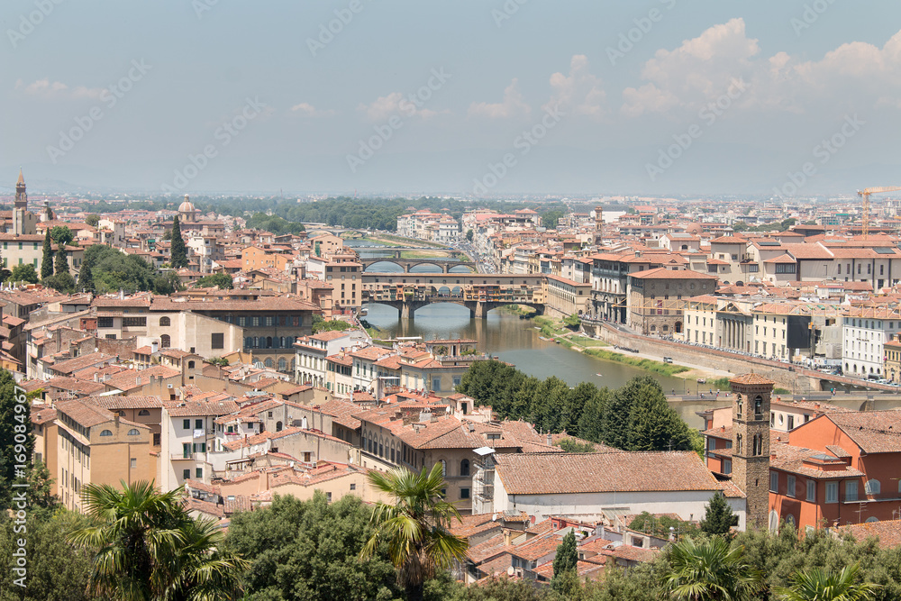 Wide view over Florance 