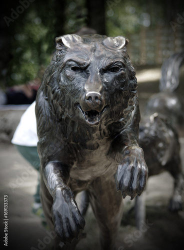 Bronze statue of a wolf head