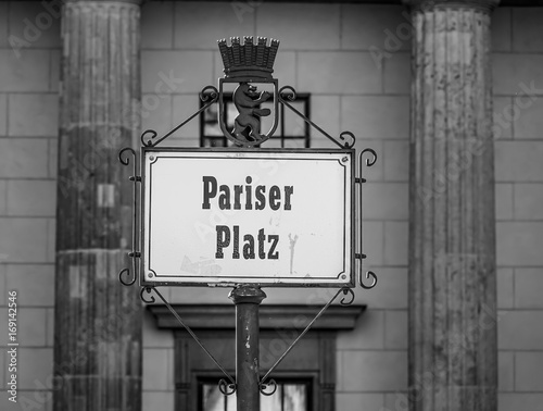 Famous Paris Square called Pariser Platz in Berlin © 4kclips