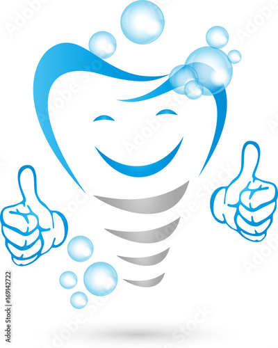Zahnimplantat mit Händen und Lächeln, Dentist Logo