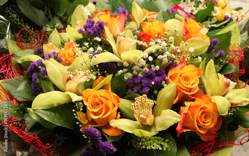 Fototapeta Naklejka Na Ścianę i Meble -  Flower bouquet with orchids and roses