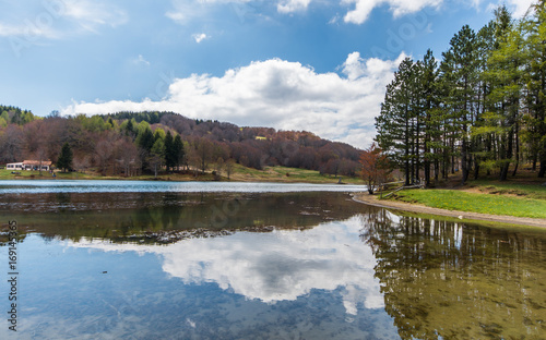 Fototapeta Naklejka Na Ścianę i Meble -  lago calamone