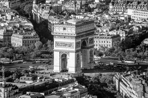 Famous Triumphs Arch called Arc de Triomphe in Paris - aerial view © 4kclips
