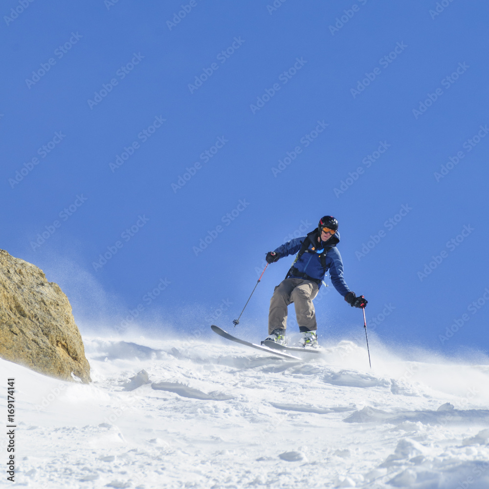 spektakulär skifahren im freien Gelände