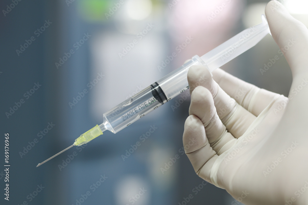 Ταπετσαρία Syringe, medical injection Liquid narcotic in hand, palm or fingers