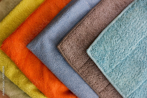 Multicolored microfibre cleaning napkins