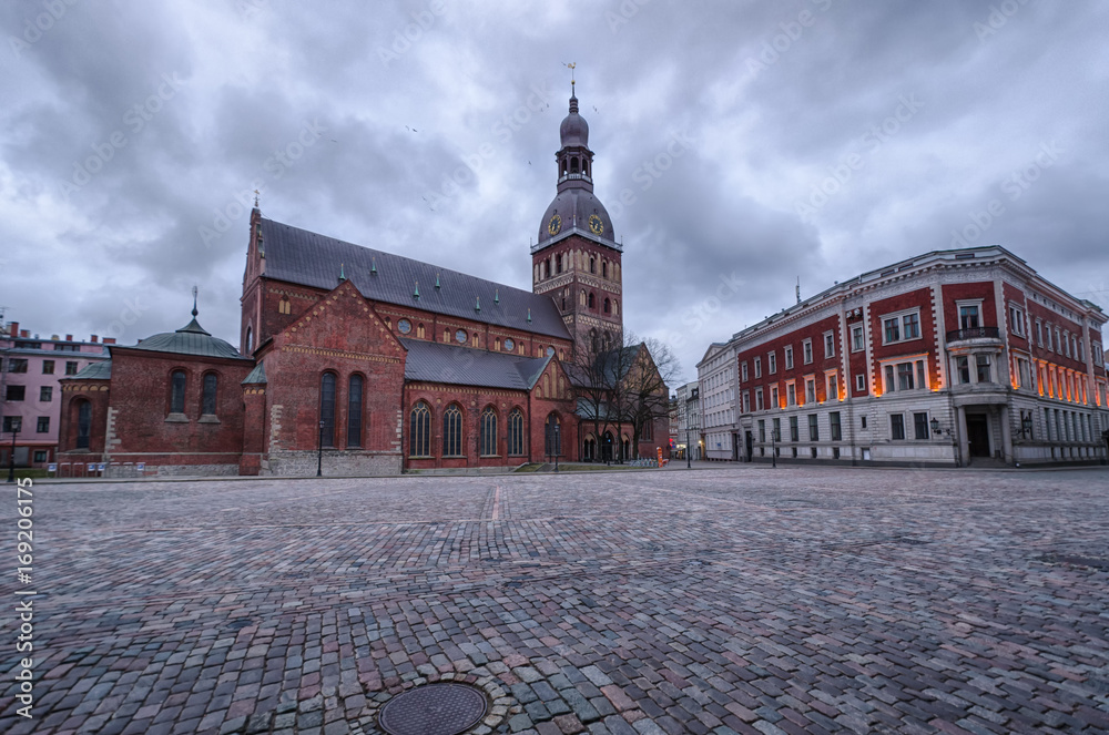 Obraz premium View of the Cathedral Square in the old town. Riga. Latvia. Riga Dome Cathedral and Bank building.