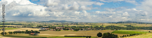 Schilderij op canvas Sommerblick vom Desenberg bei Warburg in die Warburger Börde