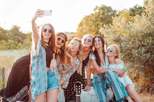 Six beautiful girls make selfie