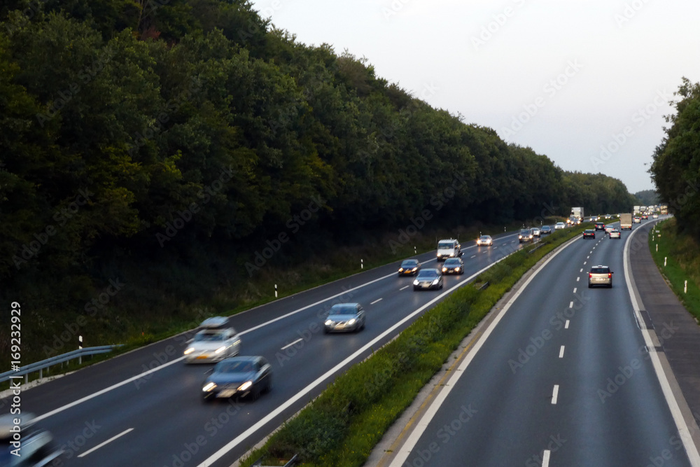 A 3 zwishcehn Schlüsselfeld und Höchstadt Fahrtrichtung Passau