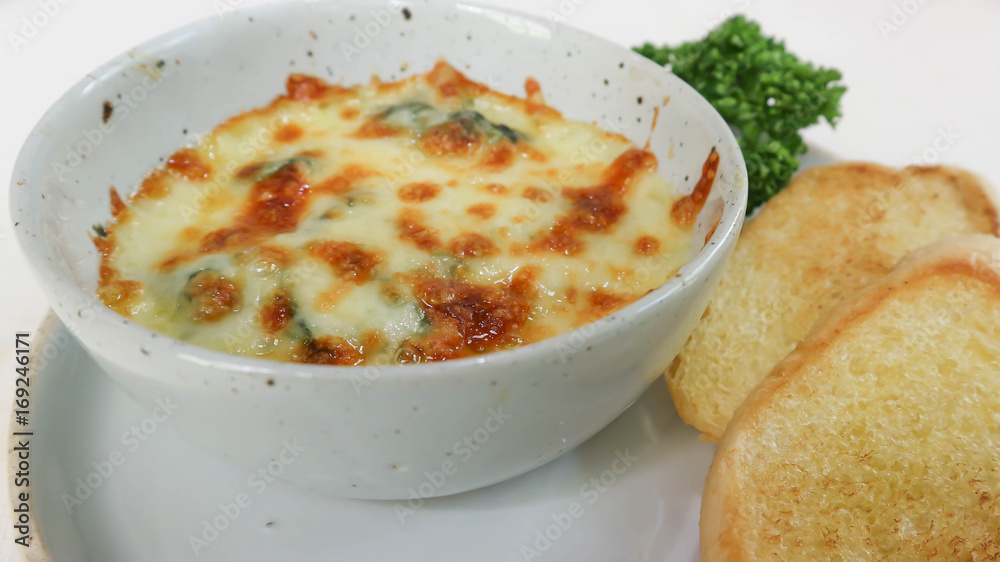 baked spinach with cheese baked spinach with cheese