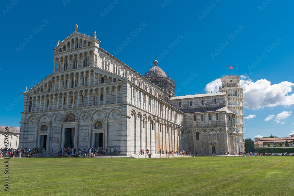 Kathedrale und schiefer Turm von Pisa 