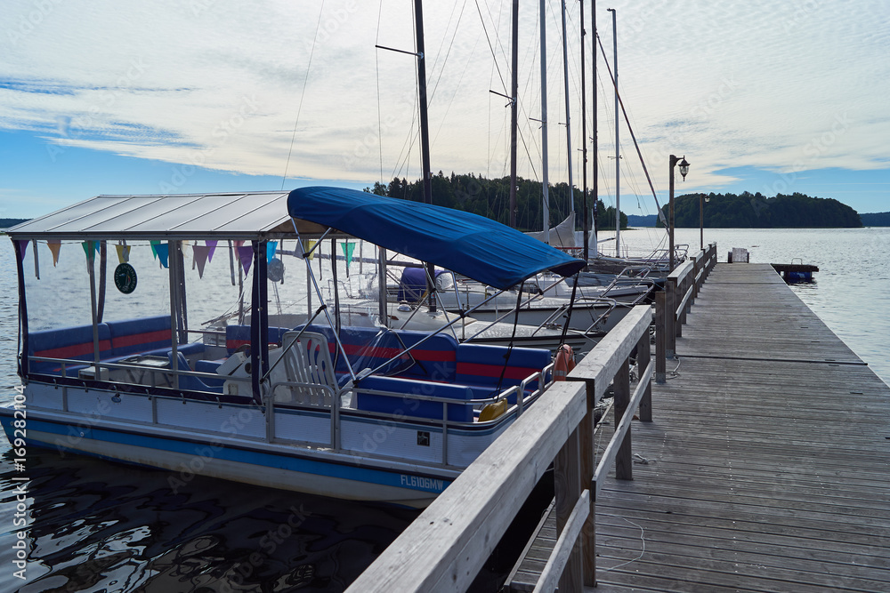 Fototapeta premium Morning on the pier