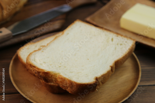 食パン