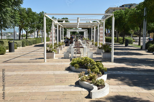 Riccione lungomare particolare 2
