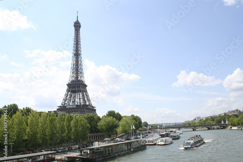 Paris Eiffeltower Seine Boats