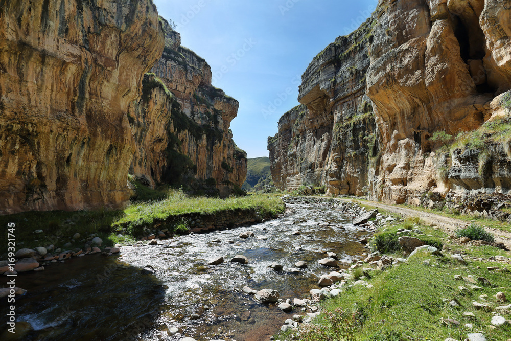 Fototapeta premium Shucto Gorge, Peru