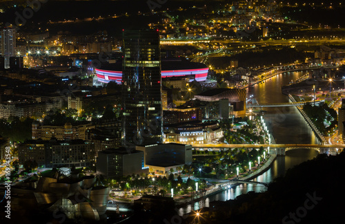 Vistas de San Mames y Bilbao desde lo más alto de la ciudad