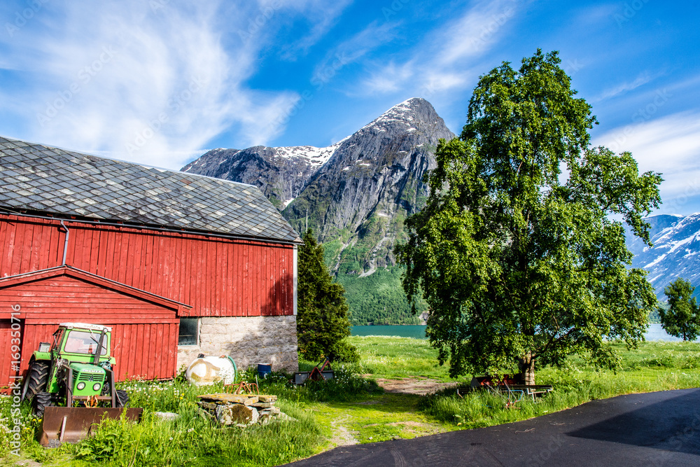 Red Barn and Mountain