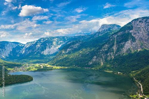 Alps and lake Hallstatt, Austria © Sergii Figurnyi