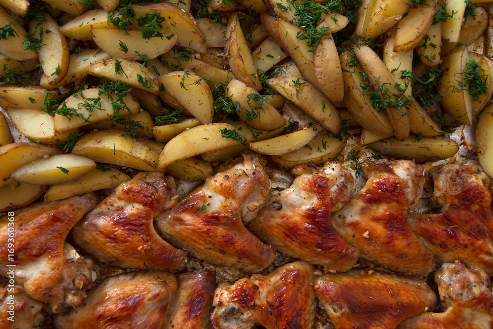Chicken wings and young potatos V Chicken wings and young potatos V