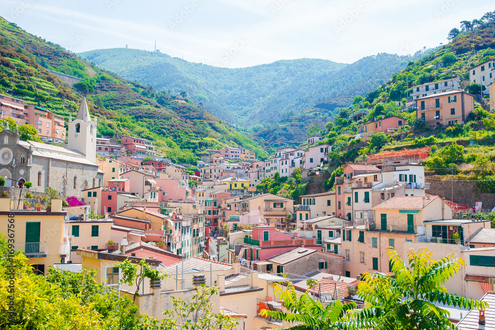 Beautiful architecture of Manrola village. Manarola is one of the most popular old village in Cinque Terre, taly Beautiful architecture of Manrola village. Manarola is one of the most popular old village in Cinque Terre, taly