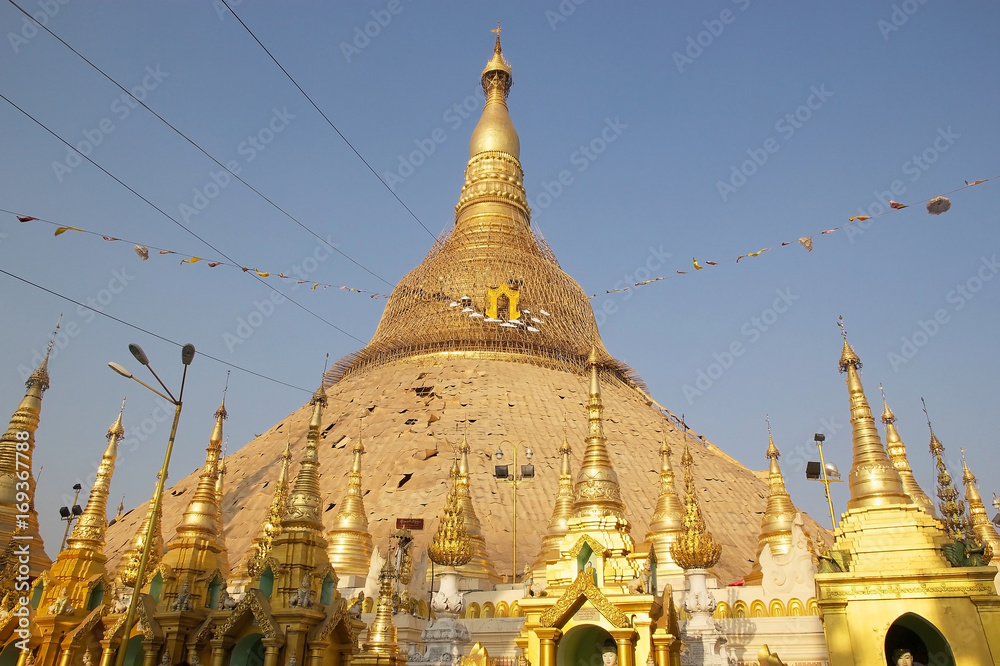 Fototapeta premium Shwedagon Pagoda, Yangon, Myanmar