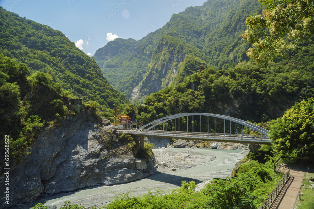 The temple and bridge of Tpedu area The temple and bridge of Tpedu area